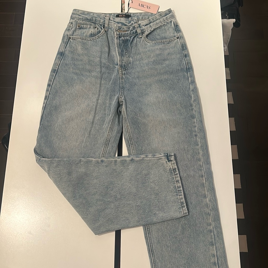 Perfect Multiple Button Jeans